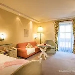 Johannesbad St. Georg 4*