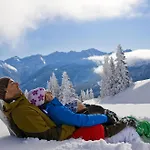 Johannesbad St. Georg Hotel 4*