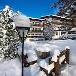 Johannesbad St. Georg 4*