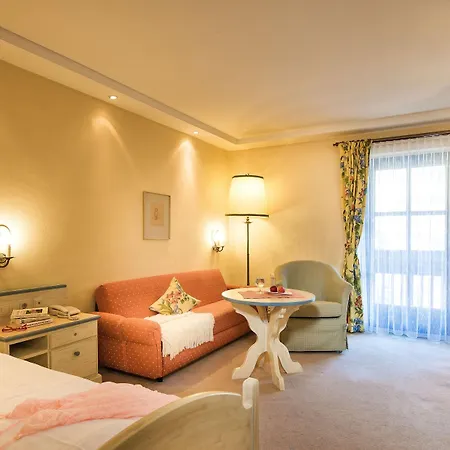 Johannesbad St. Georg 4*